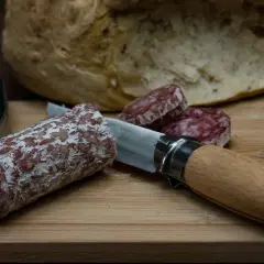Salami w ciąży? Bezpieczne jedzenie: listerioza, toksoplazmoza i porady