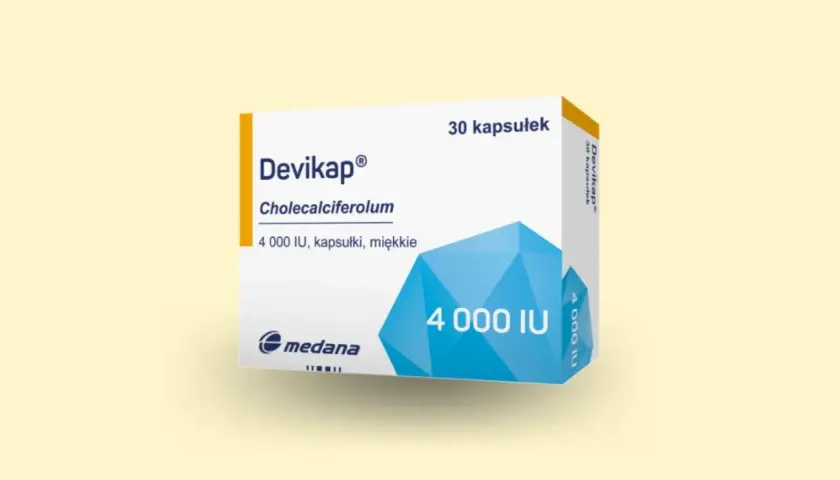 Opakowanie leku Devikap, zawierające 30 kapsułek miękkich z cholekalcyferolem 4000 IU.