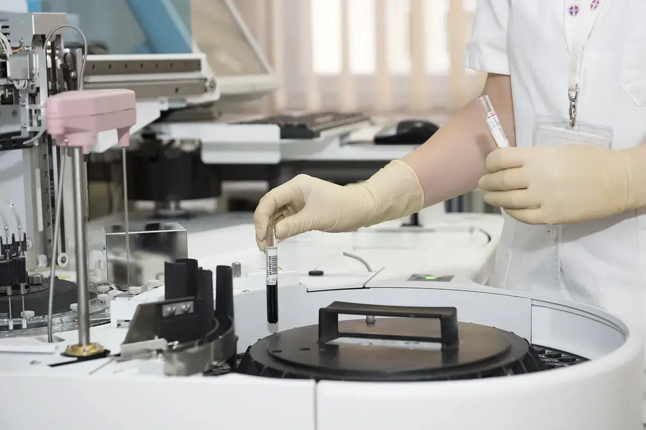 laboratorium badawcze wyposażenie